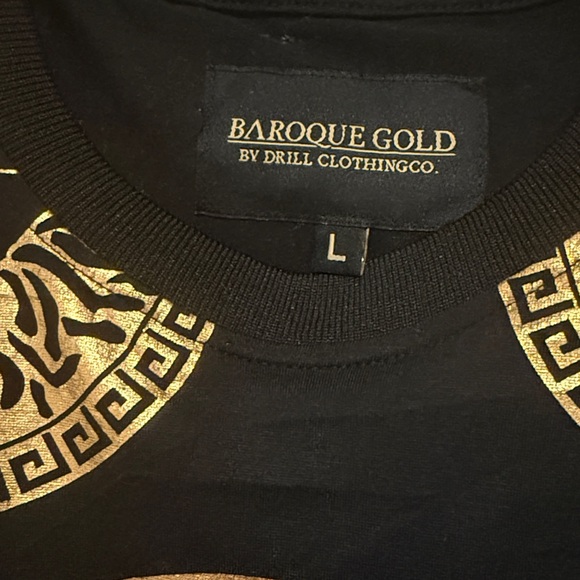 Baroque Gold Iconic Pattern Tee - Picture 2 of 3
